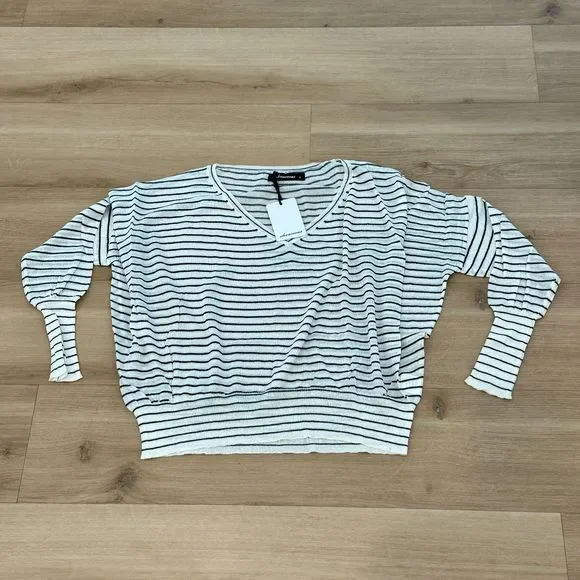 NWT* Olivaceous Linen Blend White Sweater w/ Black Stripes - Women's S - Picture 2 of 7